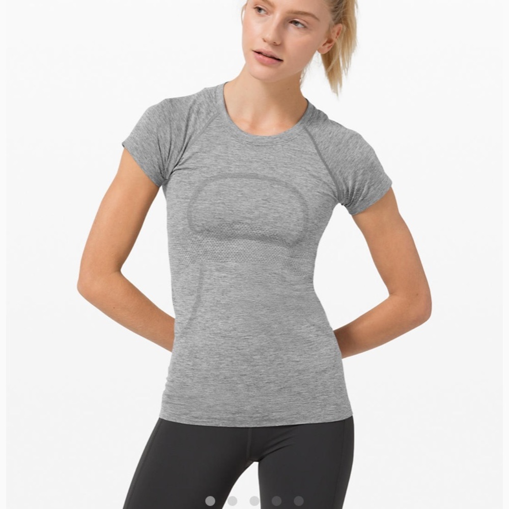 Lululemon short sleeve shirt